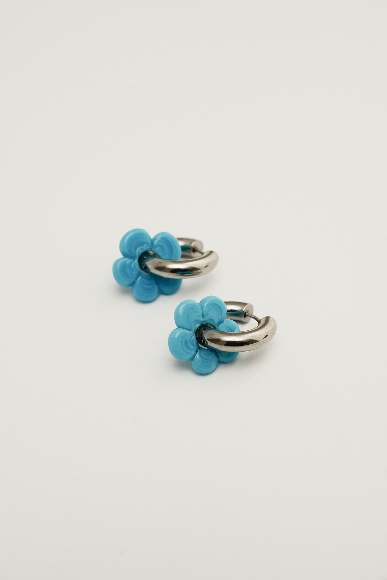 La Fleur Blue Hoops