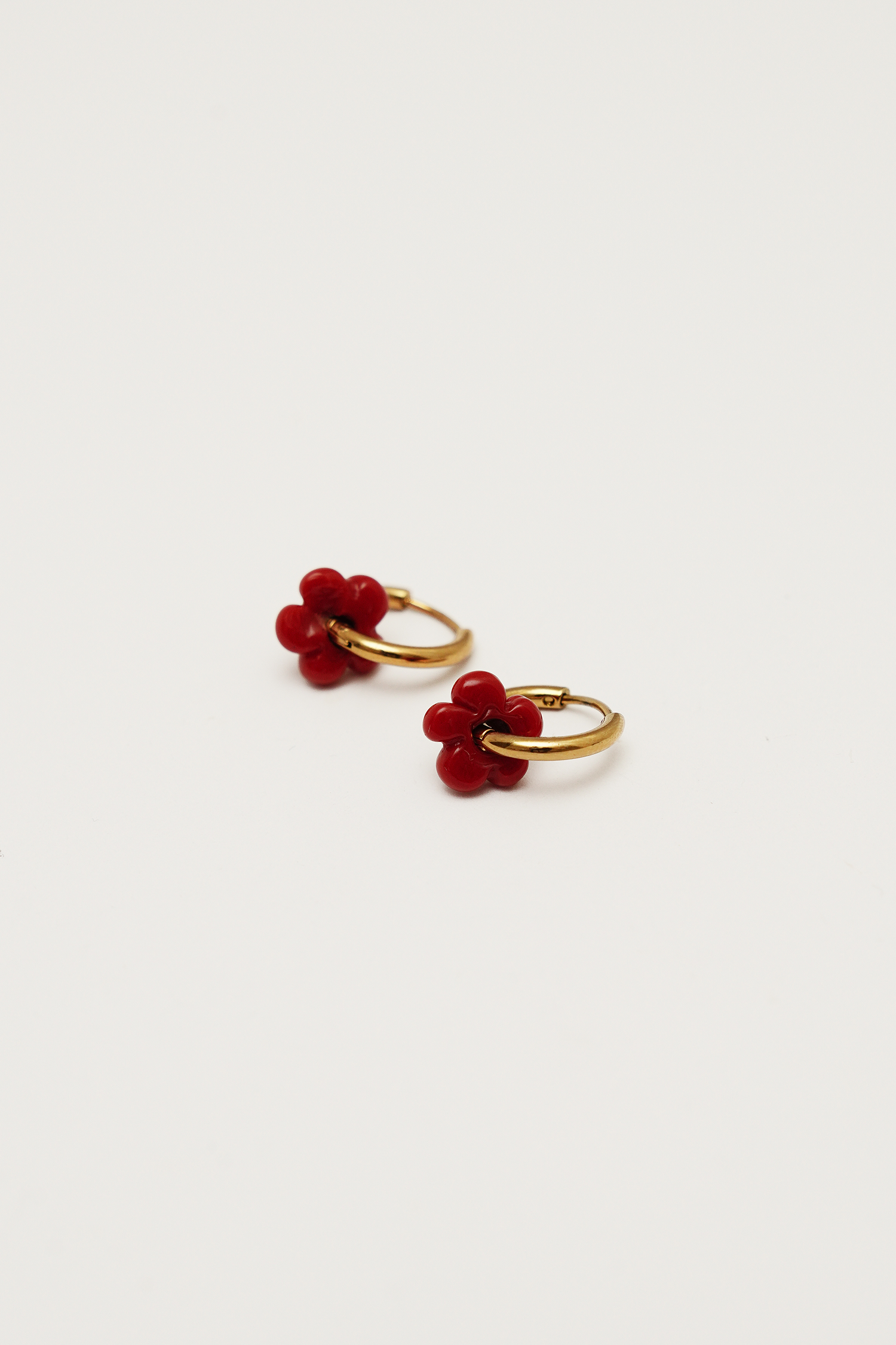 Mini Fleur Red Earrings